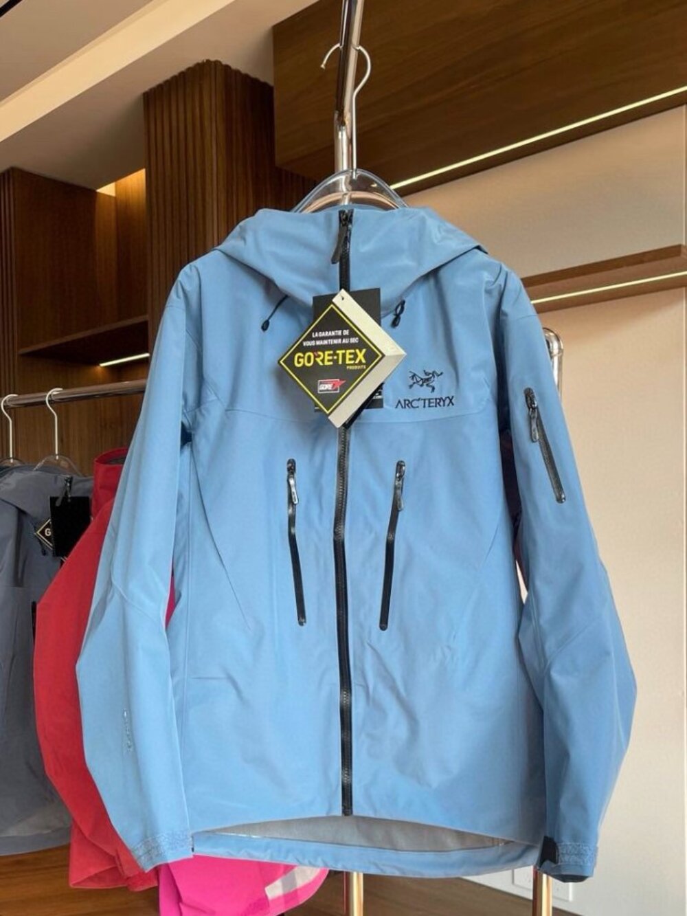 Arcteryx casual sports hooded zip-up hardshell jacket/ski jacket